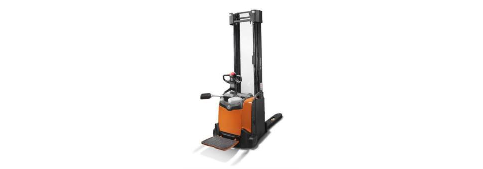 استاکر SWE140 با ارتفاع 4800 میلیمتر